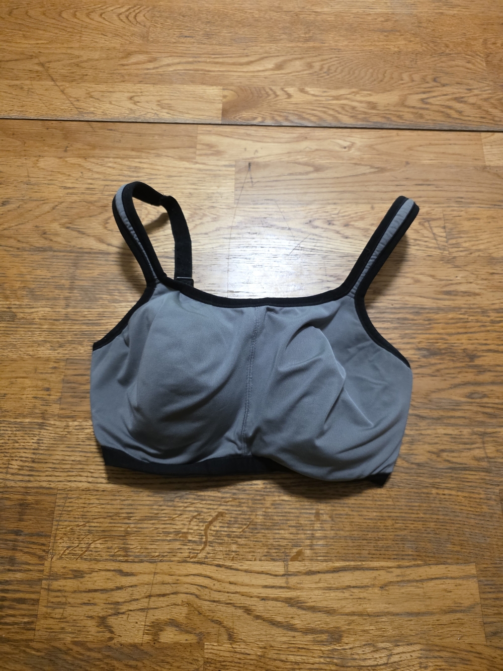 Natori 32DD Gray/Black Underwired Workout Sports Bra Adjustable Or Crisscoss